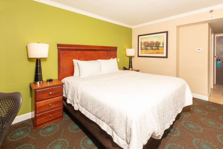 Room 14 of 72