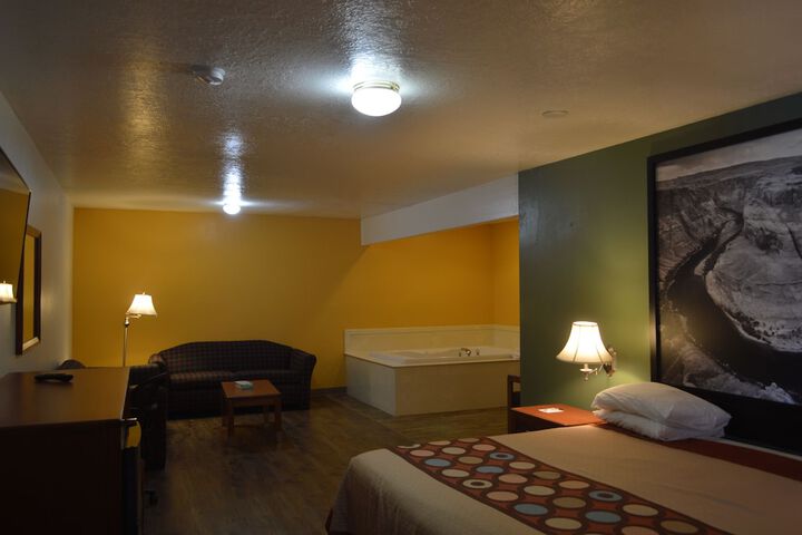 Room 32 of 50