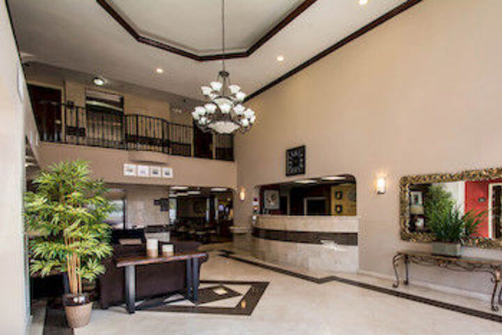 MainStay Suites
