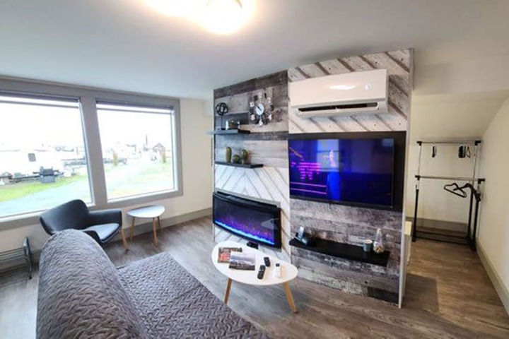 GLOBALSTAY. Paradise Marina Place