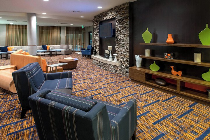 Hotel Interior 10 of 23