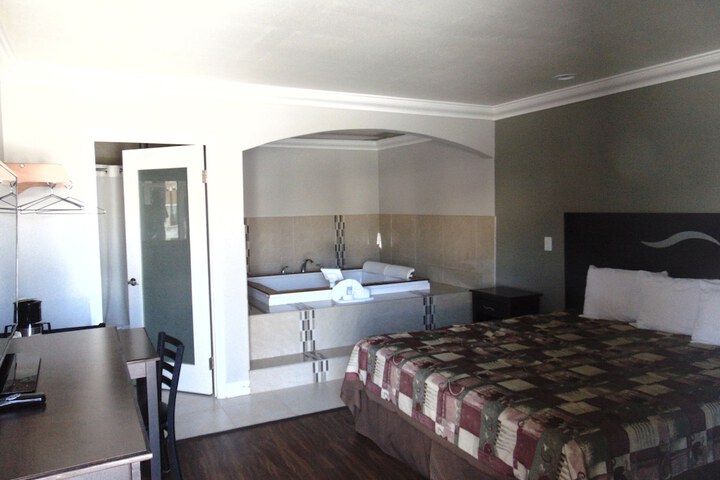Room 31 of 42