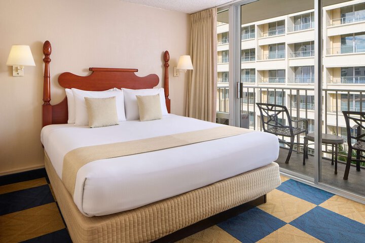 Room 20 of 28
