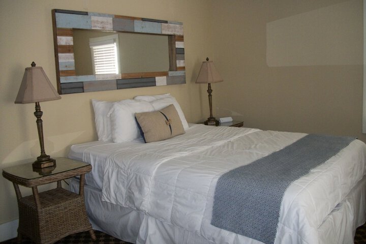 Room 82 of 109