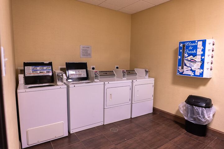 Rivers Inn & Suites