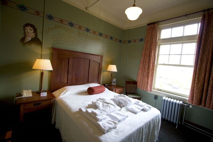 Room 55 of 138