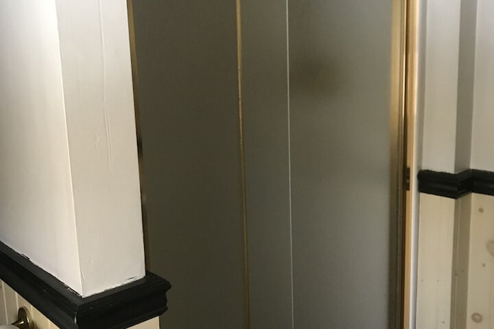 Room 28 of 58