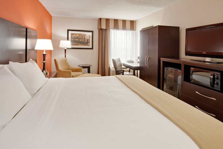 Room 20 of 38