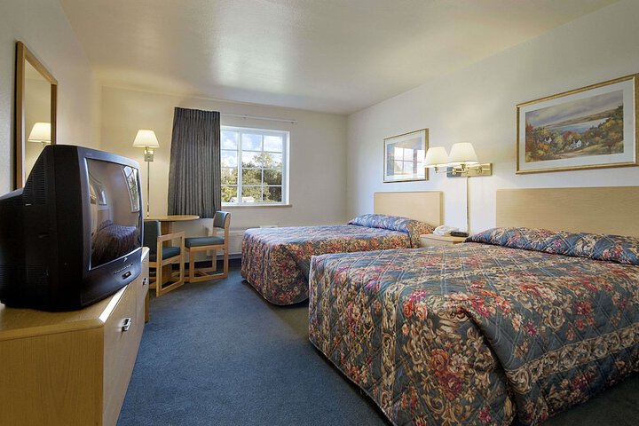 Room 40 of 49