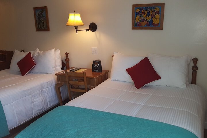 Room 145 of 392