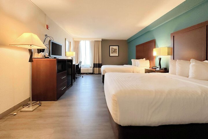Room 56 of 77