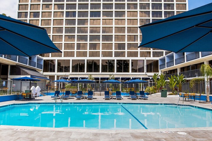 Pool 14 of 145