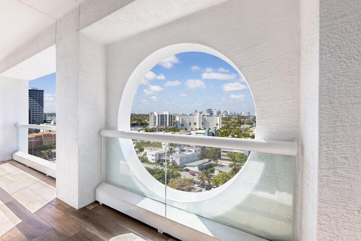 Conrad Fort Lauderdale Beach