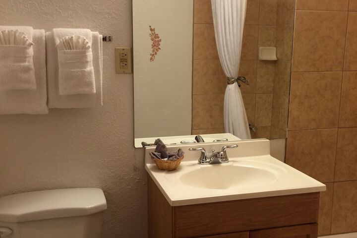 Room 26 of 43