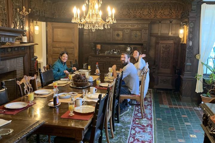 Dining 21 of 24