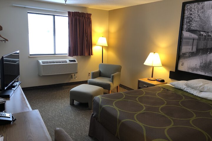 Room 26 of 35