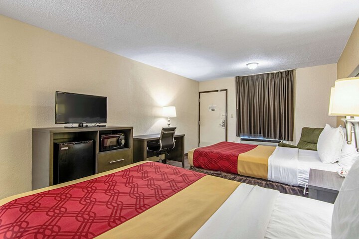 Econo Lodge Inn & Suites Matthews - Charlotte