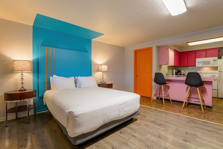 Coast River Inn by OYO Seaside