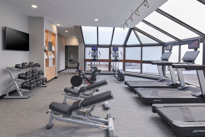 Courtyard by Marriott Detroit Livonia