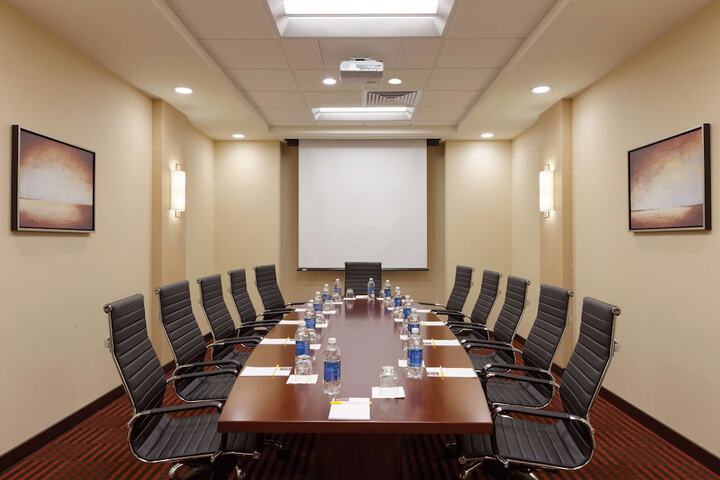 Hyatt Place St. Louis / Chesterfield