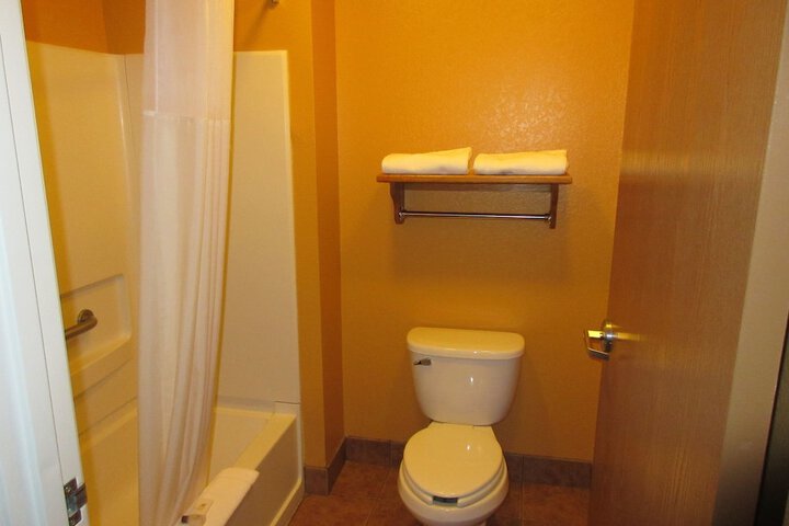 Room 36 of 44