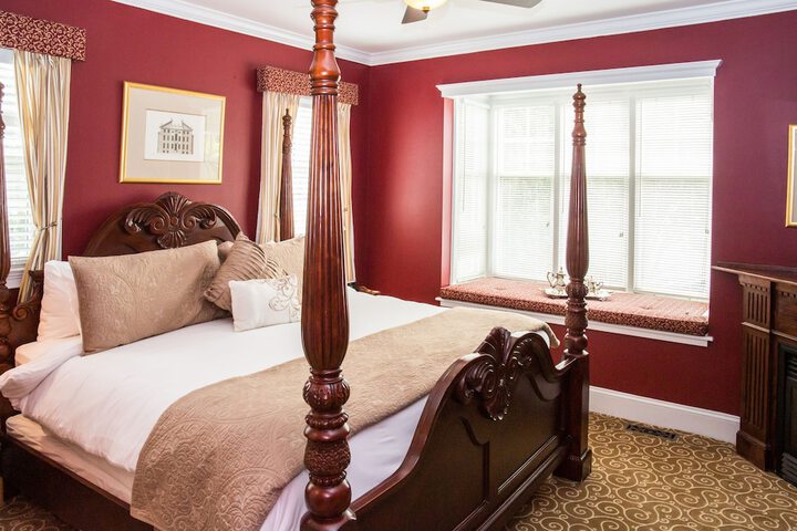 Room 125 of 169