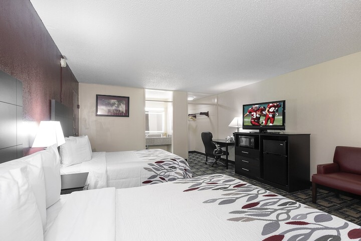 Room 10 of 27