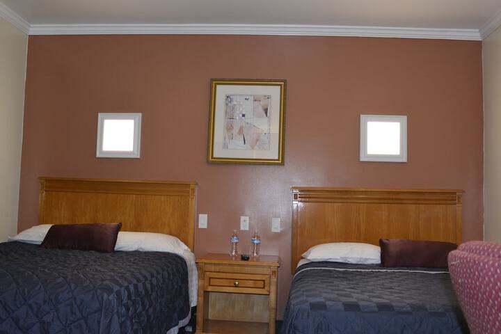 Room 32 of 38