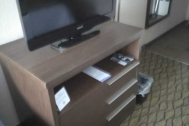 Room 21 of 71