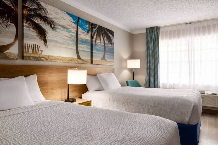 Room 21 of 42