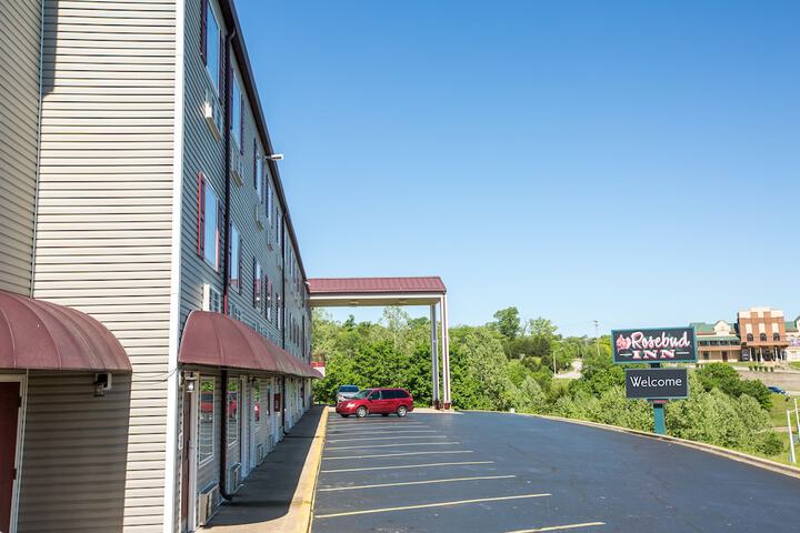 Hotel 2 of 62