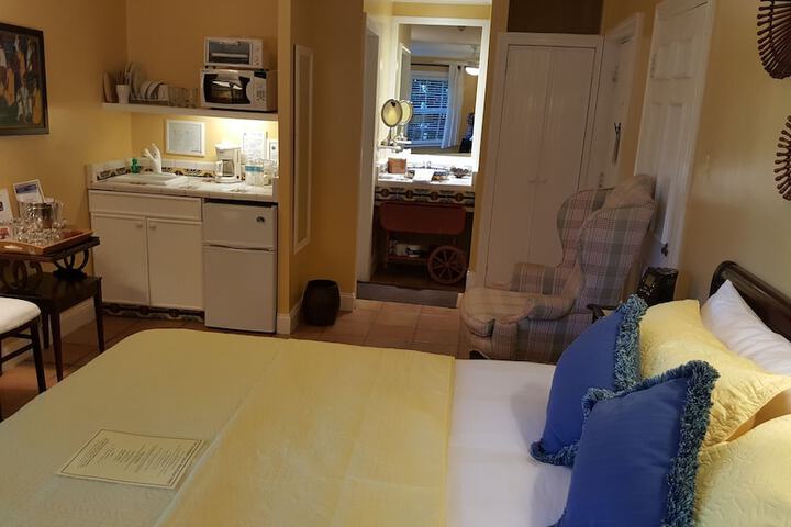 Room 270 of 392