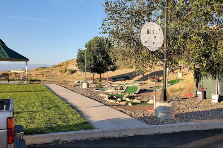 Motel 6 Baker City OR