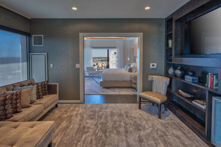 Room 39 of 108