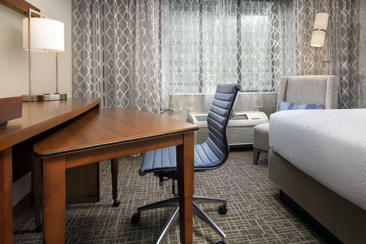 Room 44 of 72