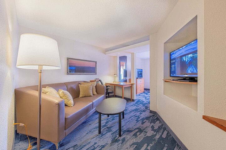 Room 8 of 20