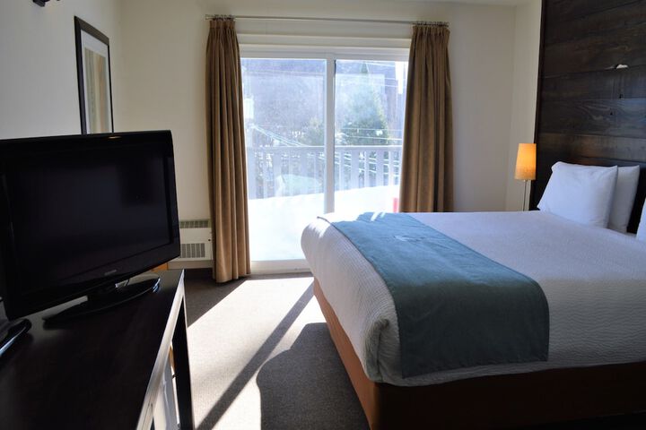 Room 54 of 66