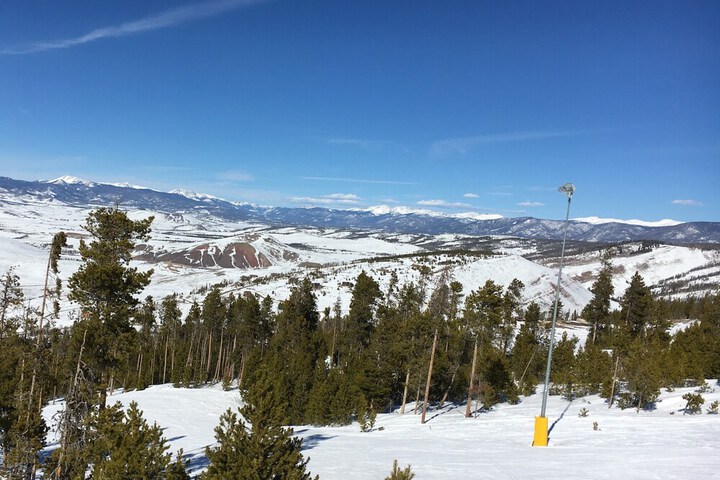 Ski-in / ski-out Granby Ranch Escape With Balcony!