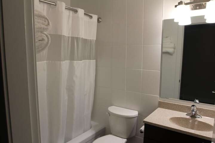 Room 14 of 36