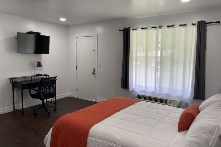 Room 88 of 103