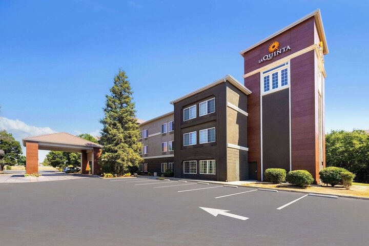 Hotel 2 of 35