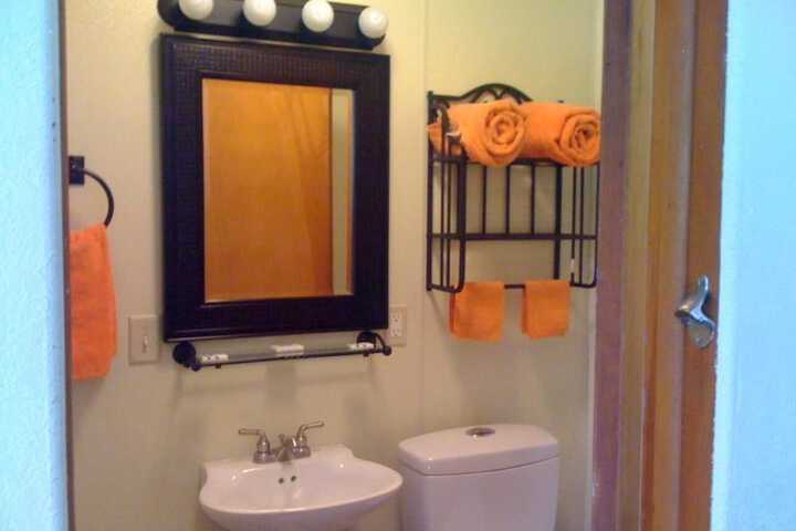 Room 14 of 38