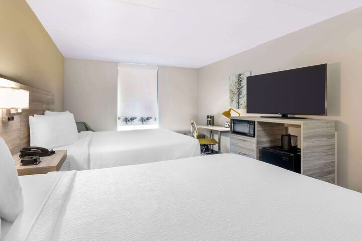 Best Western Plus Beckley Inn