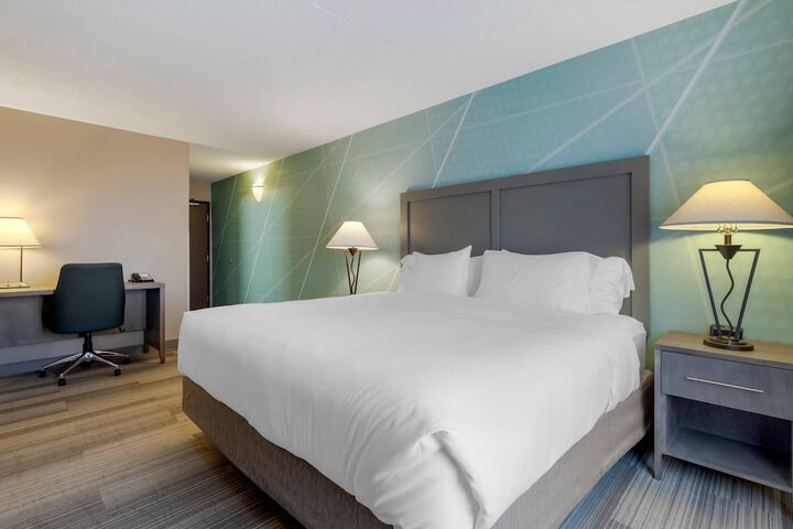 Comfort Inn & Suites Boulder