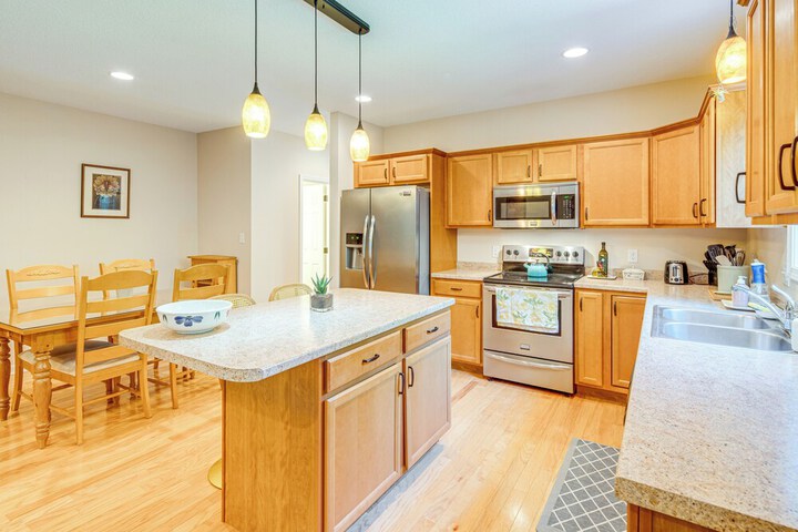 Candler Home w / Porch & Backyard: Near Asheville!