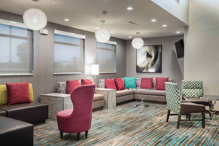 Hotel Interior 11 of 34