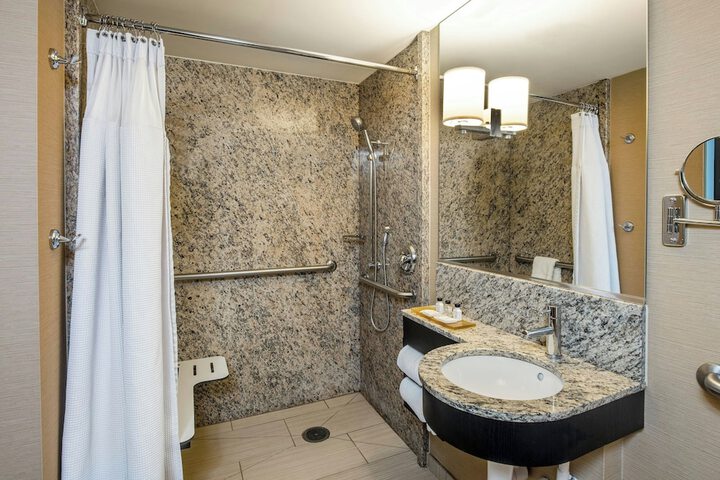 Crowne Plaza Chicago Ohare Hotel & Conf Center by IHG