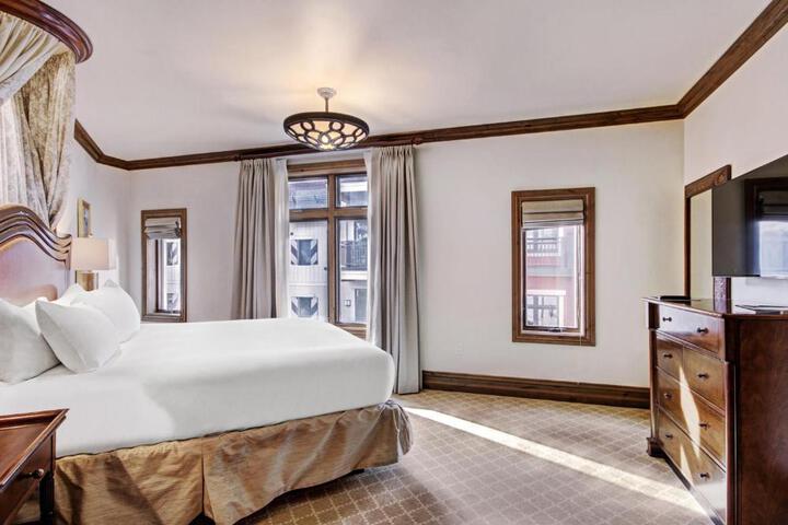 The Arrabelle at Vail Square a RockResort by Vail Resorts