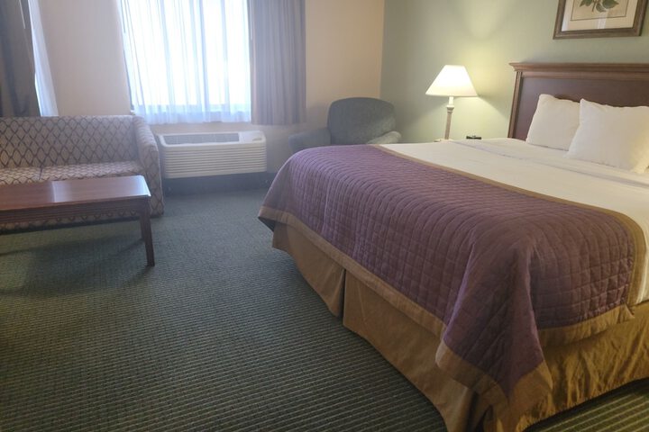 Room 17 of 43