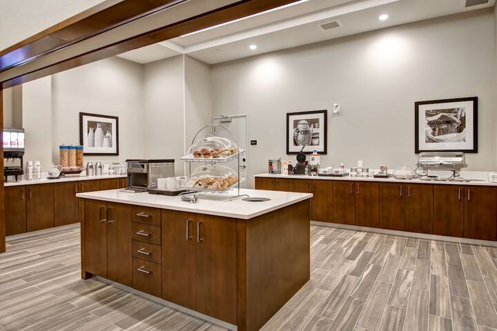 Hampton Inn & Suites by Hilton Grande Prairie